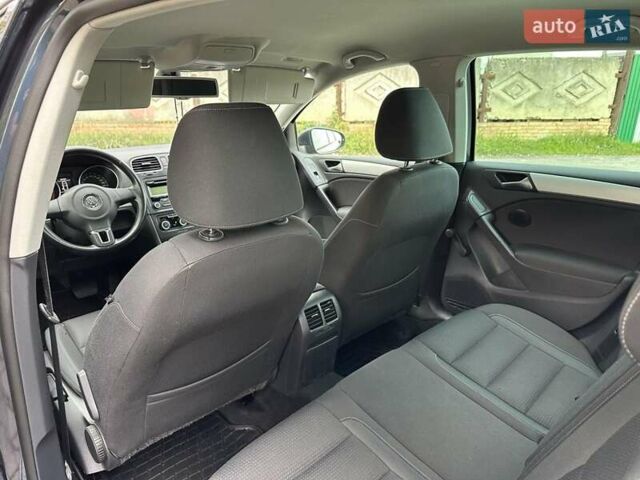 Синий Фольксваген Гольф, объемом двигателя 1.6 л и пробегом 239 тыс. км за 9999 $, фото 36 на Automoto.ua