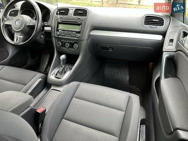 Синий Фольксваген Гольф, объемом двигателя 1.6 л и пробегом 239 тыс. км за 9999 $, фото 57 на Automoto.ua
