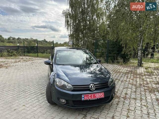 Синий Фольксваген Гольф, объемом двигателя 1.6 л и пробегом 239 тыс. км за 9999 $, фото 4 на Automoto.ua