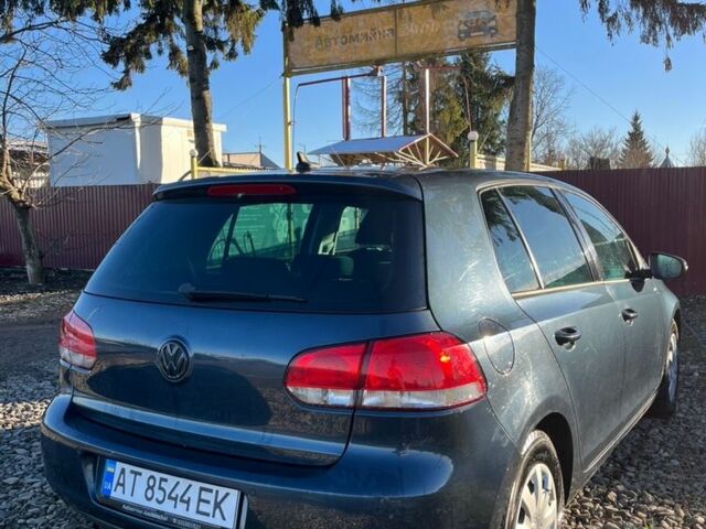 Синий Фольксваген Гольф, объемом двигателя 1.6 л и пробегом 250 тыс. км за 5799 $, фото 2 на Automoto.ua