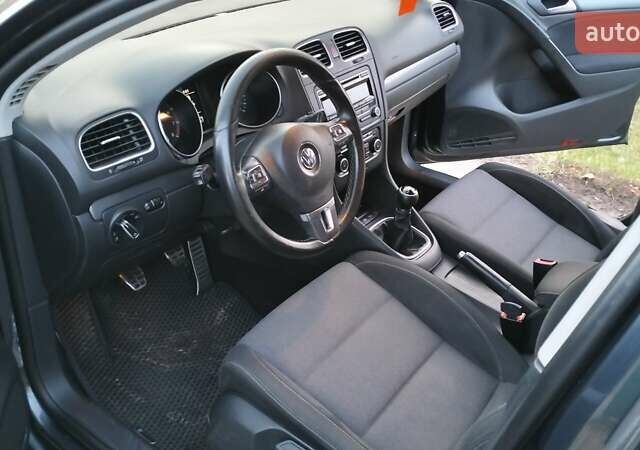 Синій Фольксваген Гольф, об'ємом двигуна 1.2 л та пробігом 177 тис. км за 5900 $, фото 8 на Automoto.ua