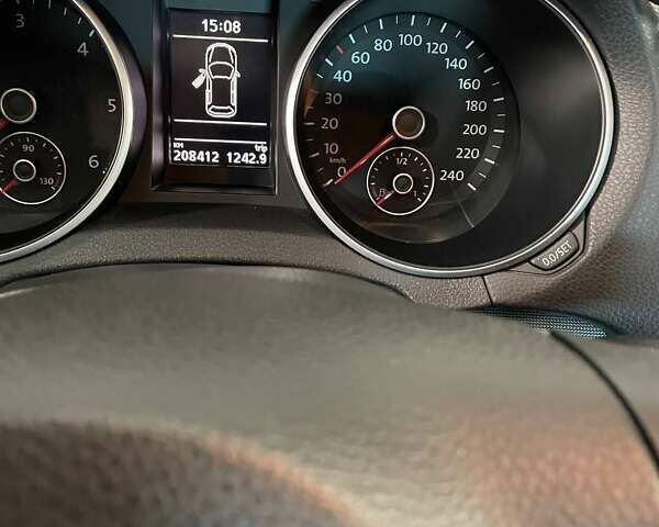 Синий Фольксваген Гольф, объемом двигателя 1.6 л и пробегом 208 тыс. км за 8999 $, фото 18 на Automoto.ua