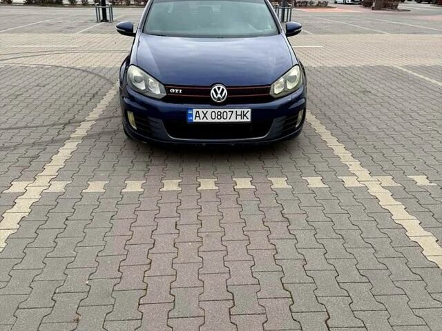 Синий Фольксваген Гольф, объемом двигателя 2 л и пробегом 206 тыс. км за 10555 $, фото 2 на Automoto.ua