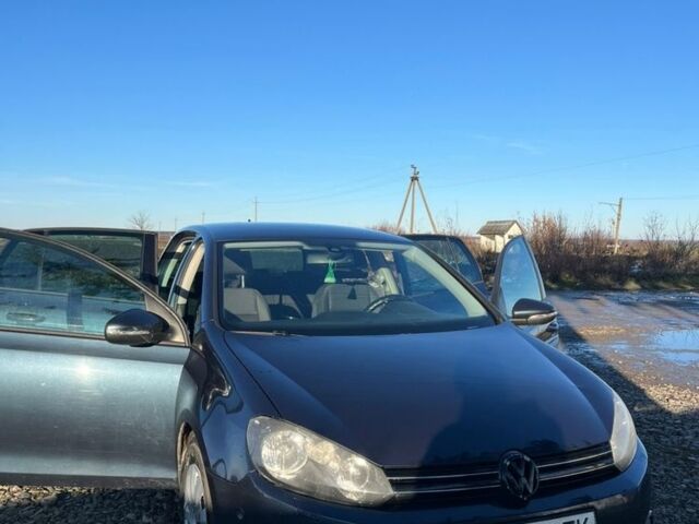 Синий Фольксваген Гольф, объемом двигателя 1.6 л и пробегом 250 тыс. км за 5799 $, фото 1 на Automoto.ua