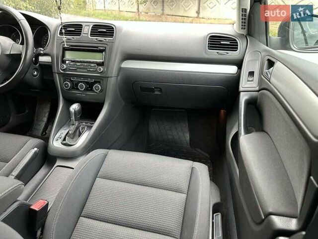 Синий Фольксваген Гольф, объемом двигателя 1.6 л и пробегом 239 тыс. км за 9999 $, фото 55 на Automoto.ua