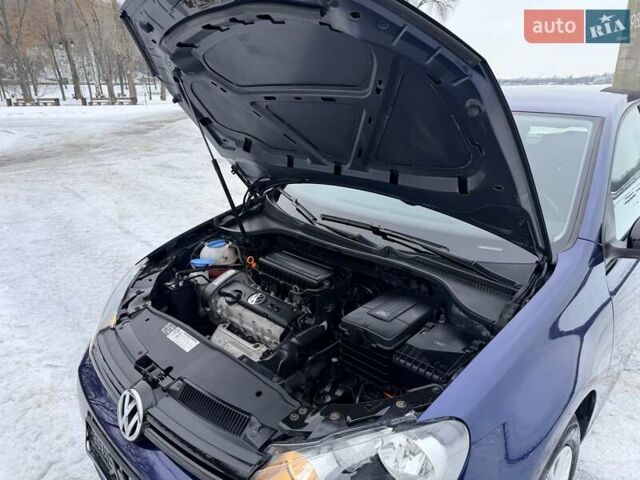 Синий Фольксваген Гольф, объемом двигателя 1.39 л и пробегом 173 тыс. км за 7500 $, фото 142 на Automoto.ua