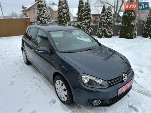 Синий Фольксваген Гольф, объемом двигателя 1.6 л и пробегом 239 тыс. км за 9999 $, фото 20 на Automoto.ua