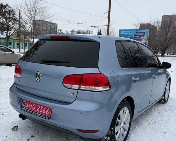 Синий Фольксваген Гольф, объемом двигателя 1.39 л и пробегом 205 тыс. км за 8800 $, фото 4 на Automoto.ua