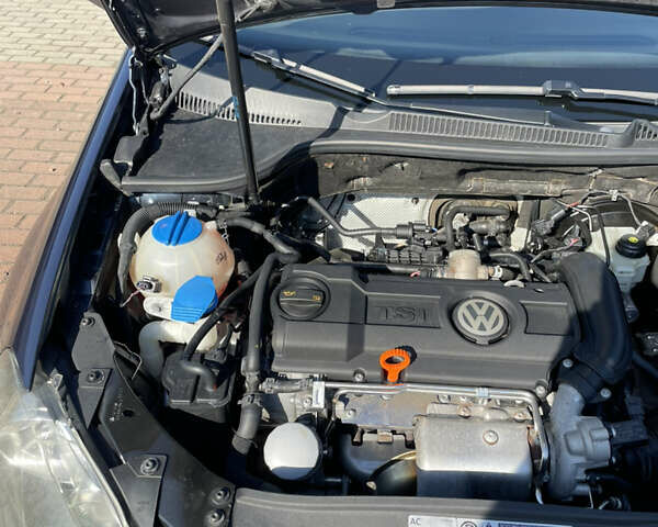 Синій Фольксваген Гольф, об'ємом двигуна 1.39 л та пробігом 213 тис. км за 9200 $, фото 42 на Automoto.ua