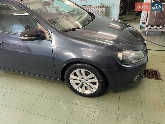 Синий Фольксваген Гольф, объемом двигателя 1.6 л и пробегом 208 тыс. км за 8999 $, фото 5 на Automoto.ua