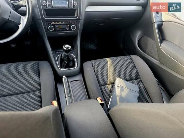 Синій Фольксваген Гольф, об'ємом двигуна 1.4 л та пробігом 193 тис. км за 7000 $, фото 38 на Automoto.ua