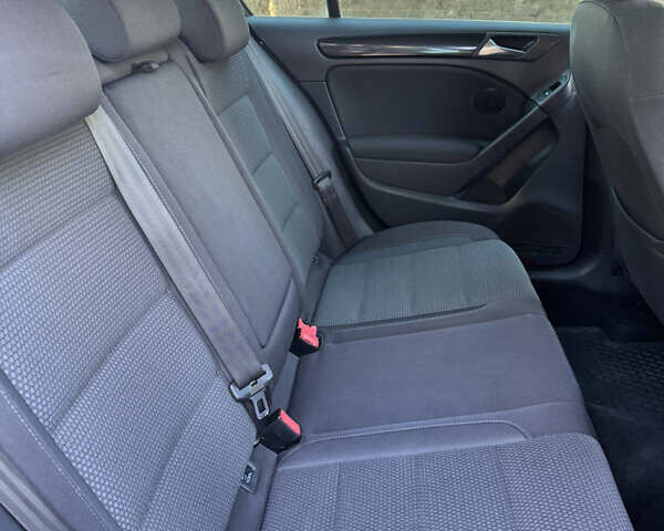 Синий Фольксваген Гольф, объемом двигателя 1.39 л и пробегом 176 тыс. км за 7200 $, фото 10 на Automoto.ua