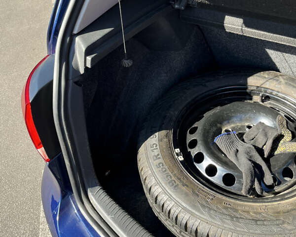 Синий Фольксваген Гольф, объемом двигателя 1.4 л и пробегом 210 тыс. км за 7500 $, фото 20 на Automoto.ua