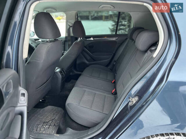 Синий Фольксваген Гольф, объемом двигателя 1.39 л и пробегом 231 тыс. км за 7000 $, фото 33 на Automoto.ua