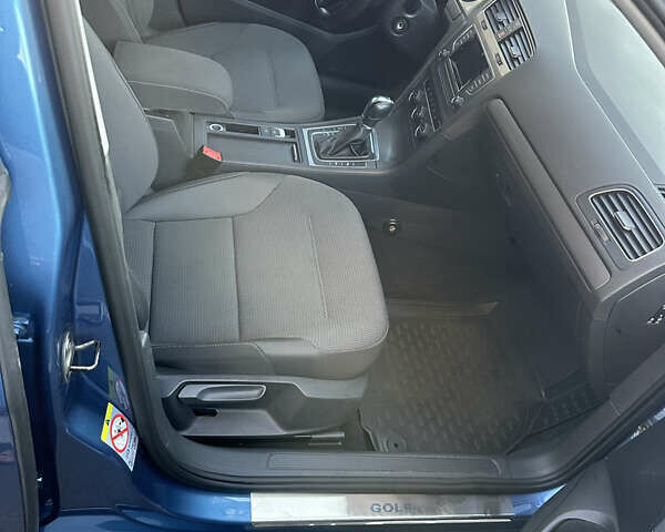 Синій Фольксваген Гольф, об'ємом двигуна 1.4 л та пробігом 92 тис. км за 11700 $, фото 19 на Automoto.ua