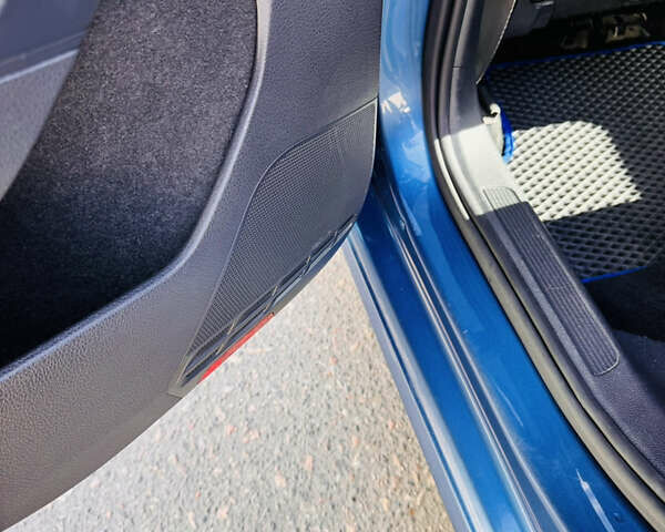 Синій Фольксваген Гольф, об'ємом двигуна 1.4 л та пробігом 182 тис. км за 9800 $, фото 10 на Automoto.ua