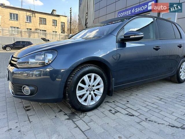 Синий Фольксваген Гольф, объемом двигателя 1.6 л и пробегом 201 тыс. км за 10499 $, фото 2 на Automoto.ua