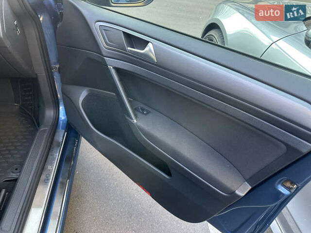 Синій Фольксваген Гольф, об'ємом двигуна 1.4 л та пробігом 92 тис. км за 11700 $, фото 25 на Automoto.ua