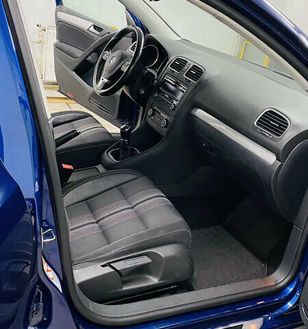 Синій Фольксваген Гольф, об'ємом двигуна 1.4 л та пробігом 207 тис. км за 8200 $, фото 14 на Automoto.ua