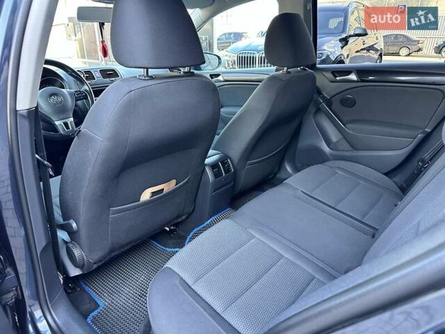 Синий Фольксваген Гольф, объемом двигателя 1.6 л и пробегом 201 тыс. км за 10499 $, фото 30 на Automoto.ua