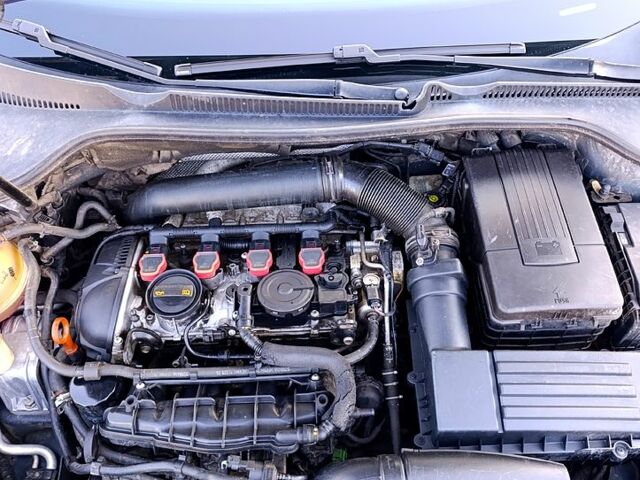 Синій Фольксваген Гольф, об'ємом двигуна 2 л та пробігом 188 тис. км за 11000 $, фото 8 на Automoto.ua