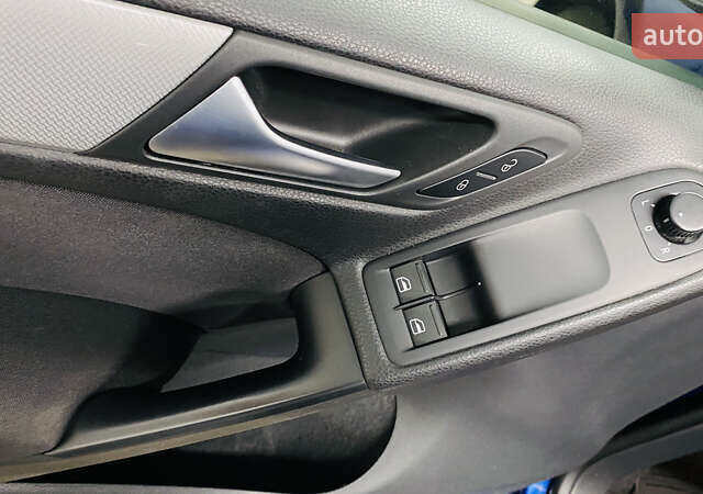 Синій Фольксваген Гольф, об'ємом двигуна 1.4 л та пробігом 207 тис. км за 8200 $, фото 20 на Automoto.ua