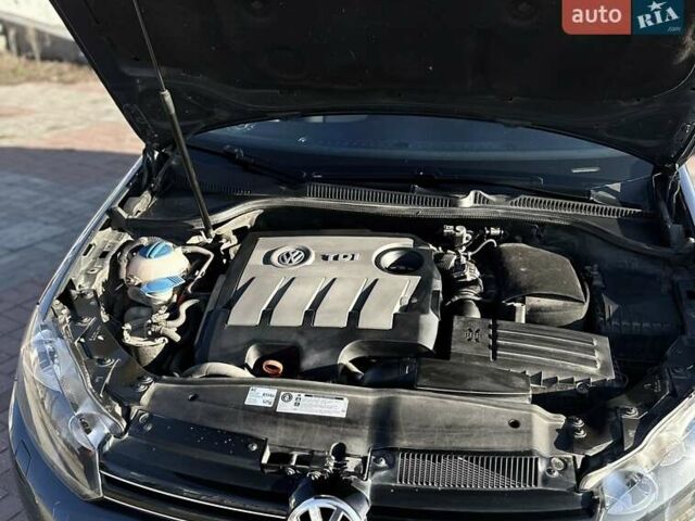 Синий Фольксваген Гольф, объемом двигателя 1.6 л и пробегом 201 тыс. км за 10499 $, фото 38 на Automoto.ua