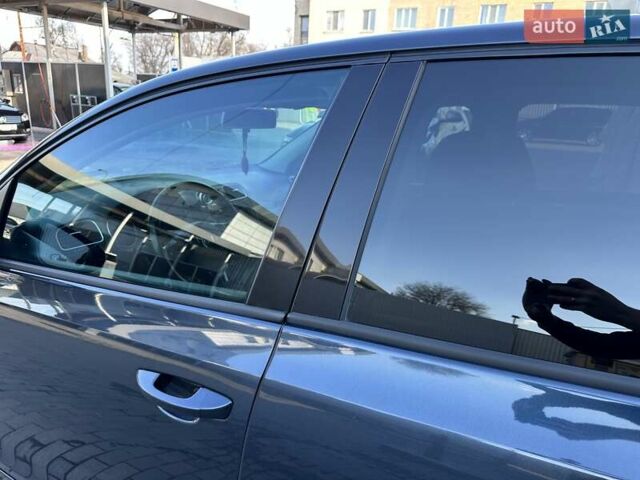 Синий Фольксваген Гольф, объемом двигателя 1.6 л и пробегом 201 тыс. км за 10499 $, фото 9 на Automoto.ua