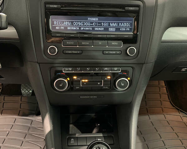 Синій Фольксваген Гольф, об'ємом двигуна 1.4 л та пробігом 207 тис. км за 8200 $, фото 24 на Automoto.ua