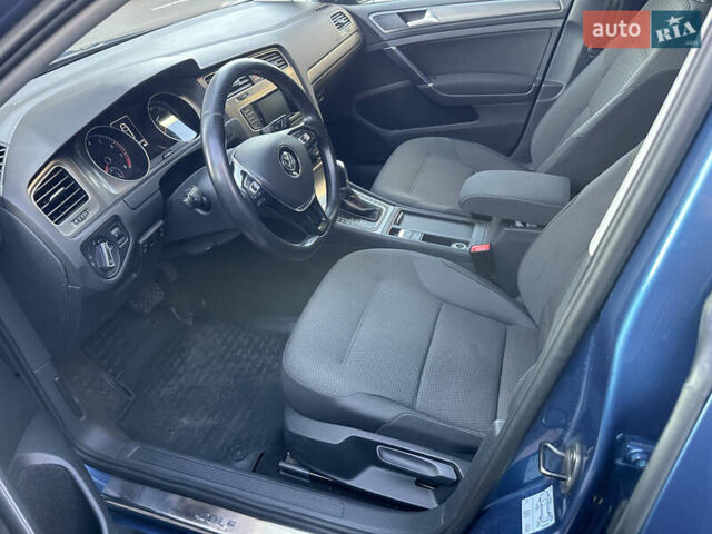 Синій Фольксваген Гольф, об'ємом двигуна 1.4 л та пробігом 92 тис. км за 11700 $, фото 11 на Automoto.ua