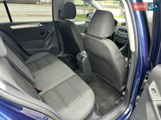 Синий Фольксваген Гольф, объемом двигателя 1.6 л и пробегом 157 тыс. км за 7200 $, фото 23 на Automoto.ua