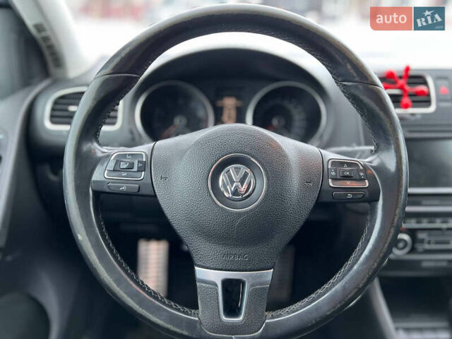 Синий Фольксваген Гольф, объемом двигателя 1.39 л и пробегом 231 тыс. км за 7000 $, фото 22 на Automoto.ua