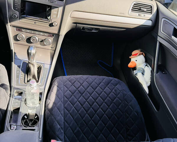 Синій Фольксваген Гольф, об'ємом двигуна 1.4 л та пробігом 182 тис. км за 9800 $, фото 9 на Automoto.ua