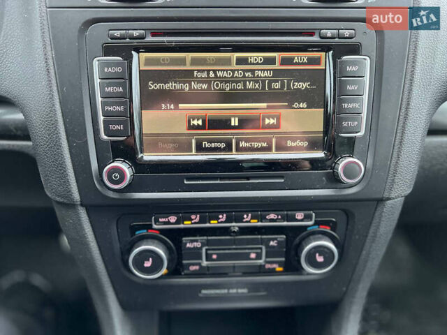 Синий Фольксваген Гольф, объемом двигателя 1.39 л и пробегом 231 тыс. км за 7000 $, фото 27 на Automoto.ua