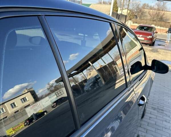 Синий Фольксваген Гольф, объемом двигателя 1.6 л и пробегом 201 тыс. км за 10499 $, фото 15 на Automoto.ua