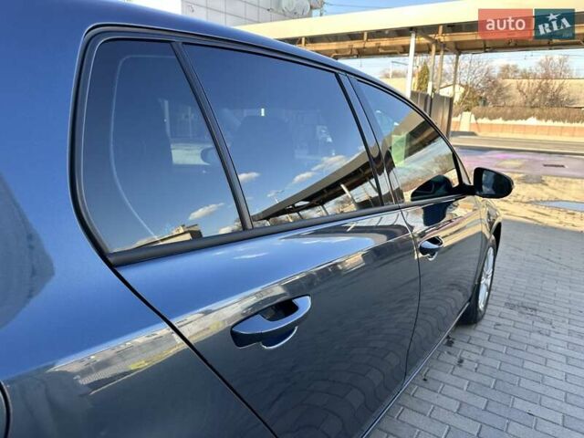 Синий Фольксваген Гольф, объемом двигателя 1.6 л и пробегом 201 тыс. км за 10499 $, фото 14 на Automoto.ua