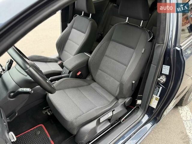 Синий Фольксваген Гольф, объемом двигателя 2.48 л и пробегом 224 тыс. км за 7700 $, фото 10 на Automoto.ua