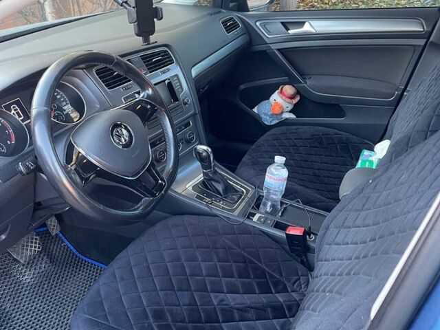 Синий Фольксваген Гольф, объемом двигателя 1.4 л и пробегом 188 тыс. км за 9800 $, фото 3 на Automoto.ua