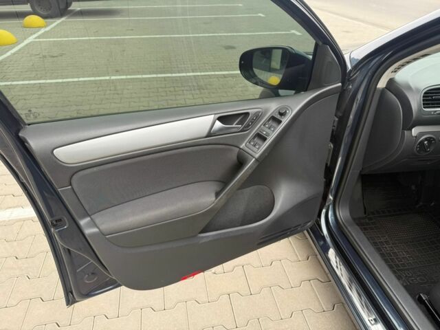 Синій Фольксваген Гольф, об'ємом двигуна 1.4 л та пробігом 234 тис. км за 8400 $, фото 15 на Automoto.ua