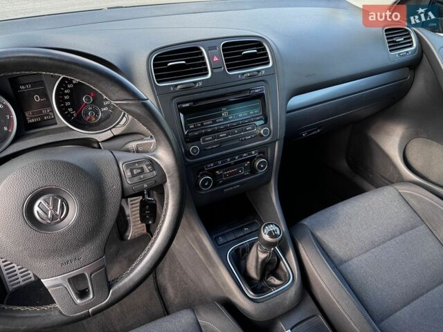 Синій Фольксваген Гольф, об'ємом двигуна 1.39 л та пробігом 268 тис. км за 7990 $, фото 22 на Automoto.ua