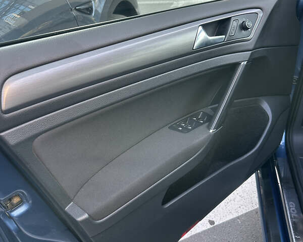 Синій Фольксваген Гольф, об'ємом двигуна 1.4 л та пробігом 92 тис. км за 11700 $, фото 12 на Automoto.ua