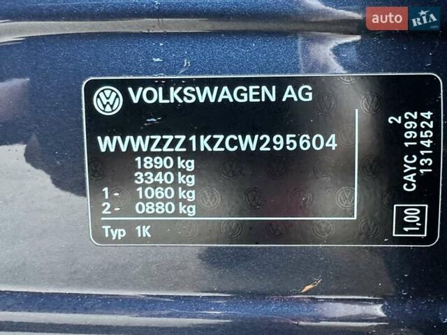 Синий Фольксваген Гольф, объемом двигателя 1.6 л и пробегом 201 тыс. км за 10499 $, фото 41 на Automoto.ua