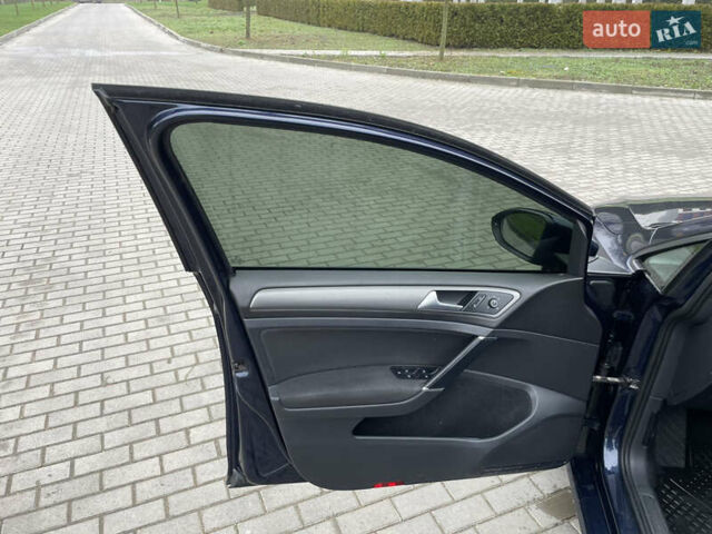 Синий Фольксваген Гольф, объемом двигателя 1.97 л и пробегом 279 тыс. км за 12300 $, фото 13 на Automoto.ua