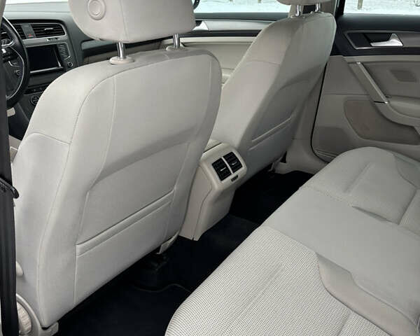 Синий Фольксваген Гольф, объемом двигателя 1.97 л и пробегом 106 тыс. км за 15400 $, фото 23 на Automoto.ua