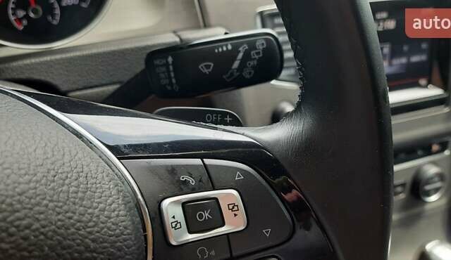 Синій Фольксваген Гольф, об'ємом двигуна 1.6 л та пробігом 228 тис. км за 13600 $, фото 22 на Automoto.ua