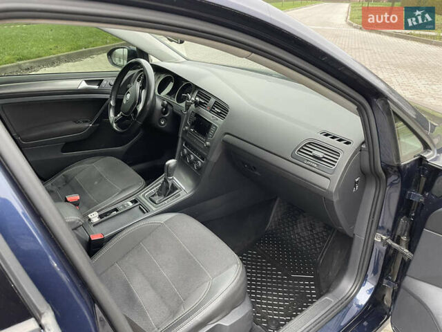 Синий Фольксваген Гольф, объемом двигателя 1.97 л и пробегом 279 тыс. км за 12300 $, фото 7 на Automoto.ua