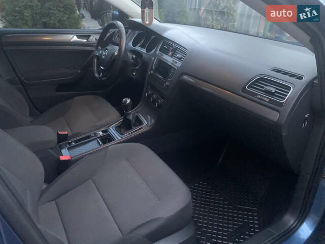 Синий Фольксваген Гольф, объемом двигателя 1.4 л и пробегом 192 тыс. км за 9850 $, фото 25 на Automoto.ua