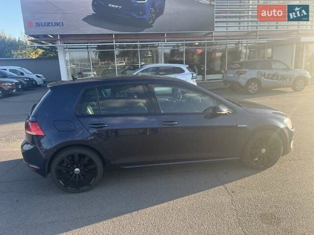 Синий Фольксваген Гольф, объемом двигателя 1.6 л и пробегом 217 тыс. км за 10900 $, фото 14 на Automoto.ua