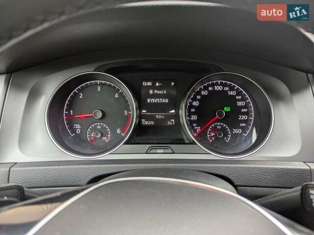 Синий Фольксваген Гольф, объемом двигателя 1.6 л и пробегом 178 тыс. км за 12500 $, фото 5 на Automoto.ua