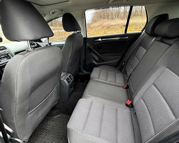 Синій Фольксваген Гольф, об'ємом двигуна 2.48 л та пробігом 217 тис. км за 8650 $, фото 21 на Automoto.ua